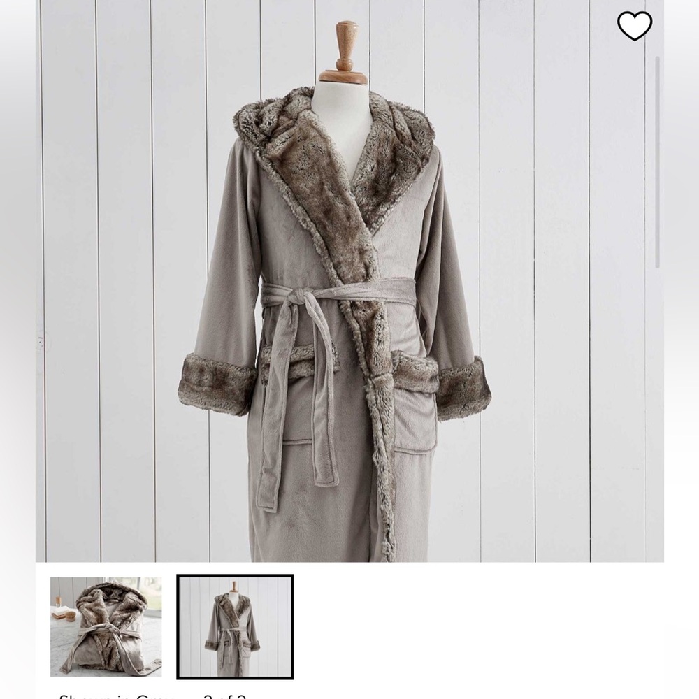 Pottery Barn Plush Faux Fur in Gray and tan - Picture 2 of 7